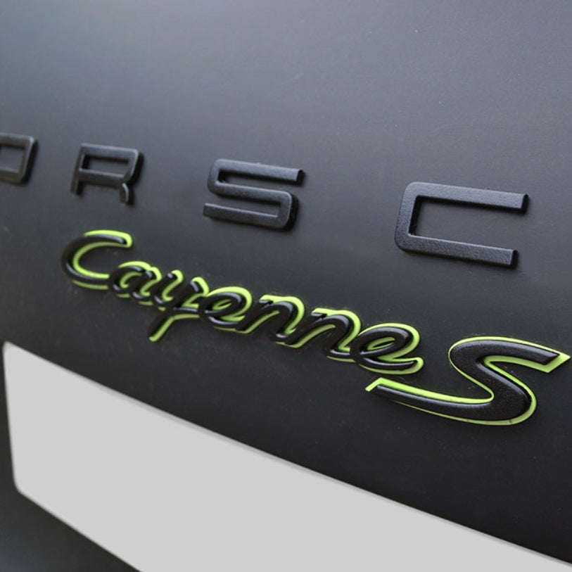 Logo Porsche 3D hybrid Noir Fluo