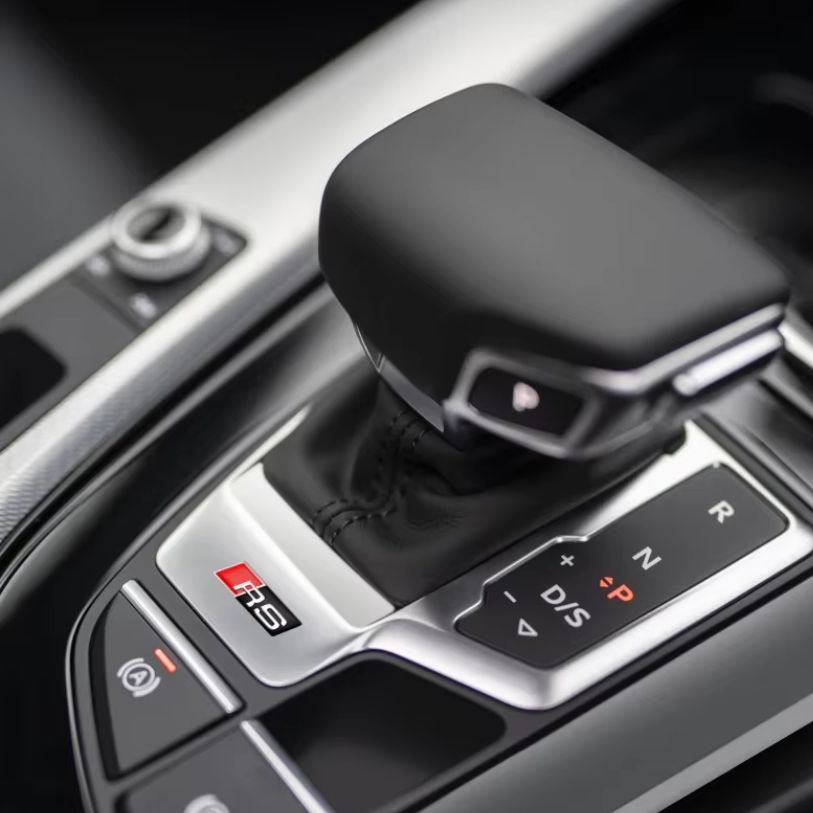 Logo S-line / RS Sticker volant