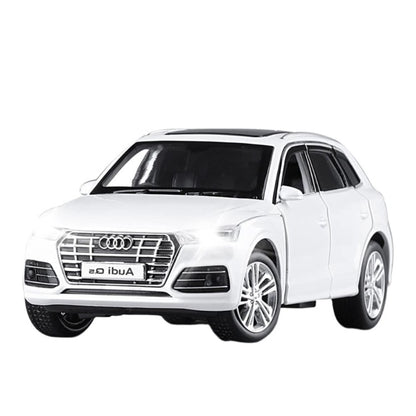 Miniature Audi Q5 1:32