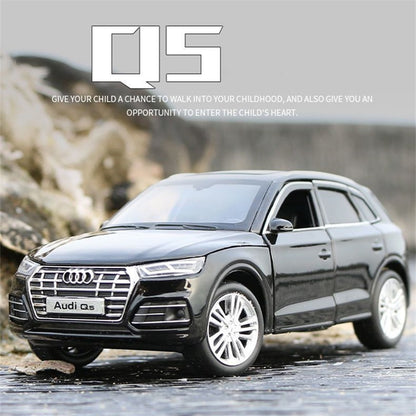 Miniature Audi Q5 1:32