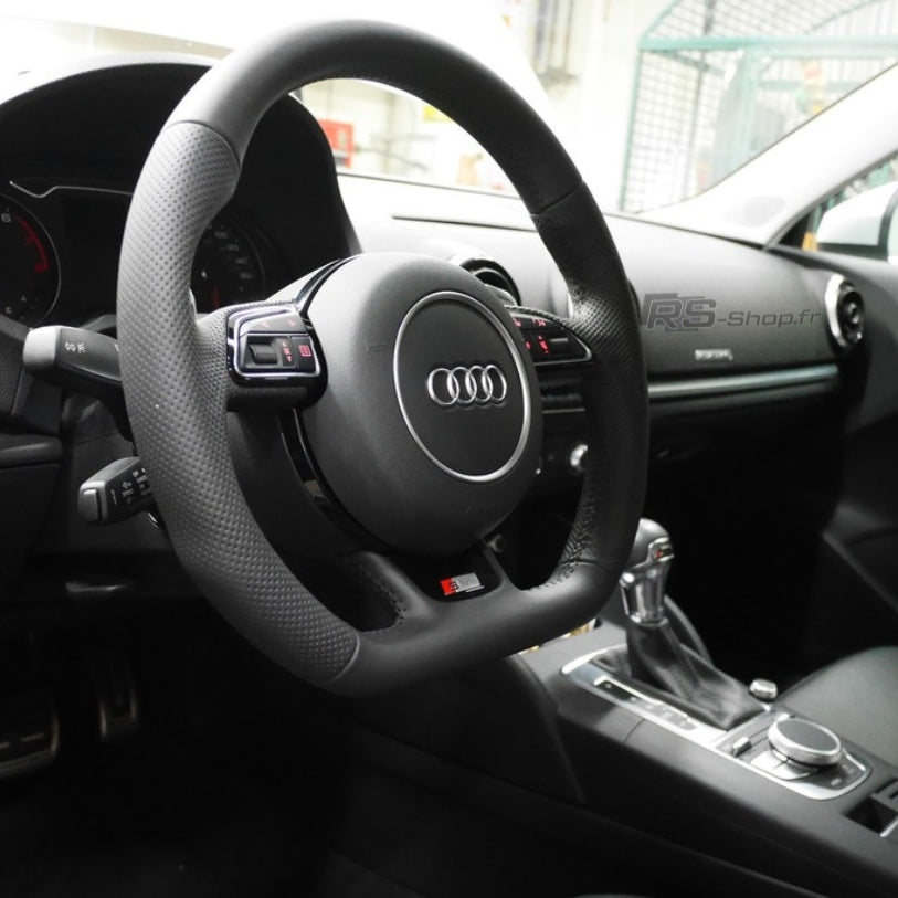 Centre de volant en cuir black Edition pour Audi A3 8V LCI A4 B9 et A5 –  Carsmatic - Accessoires